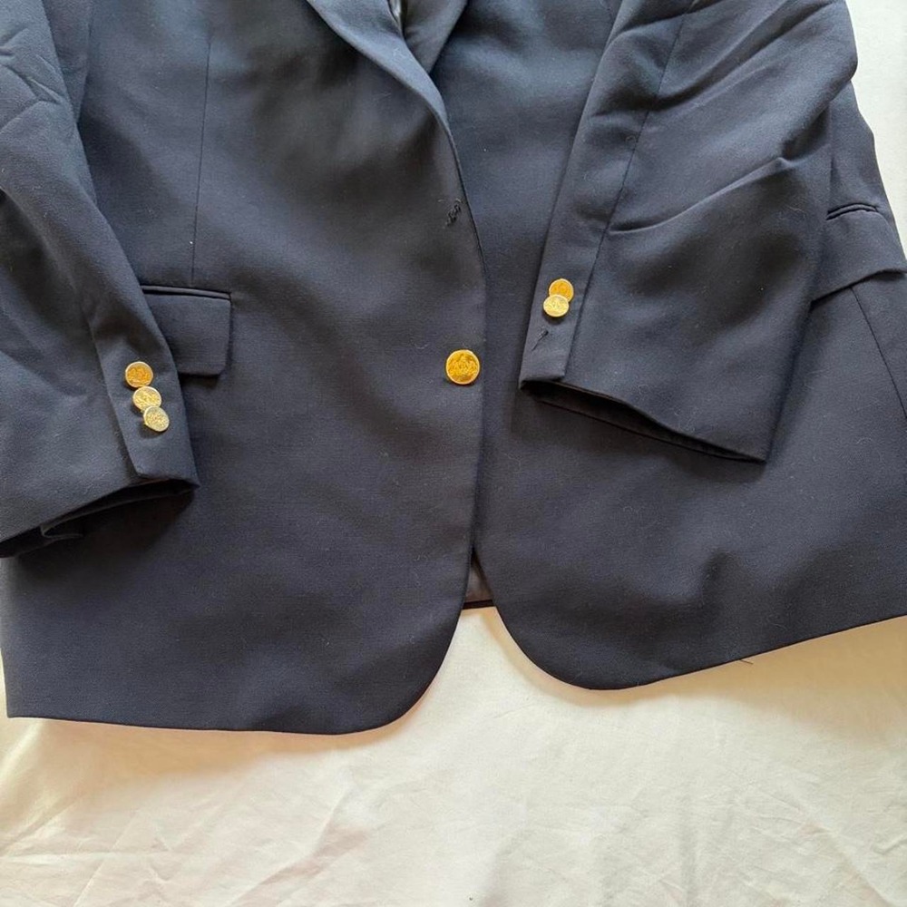 Navy blue Stafford blazer with gold buttons missing buttons